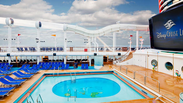 Disney Cruise Lines Disney Dream donalds-pool-00.jpg